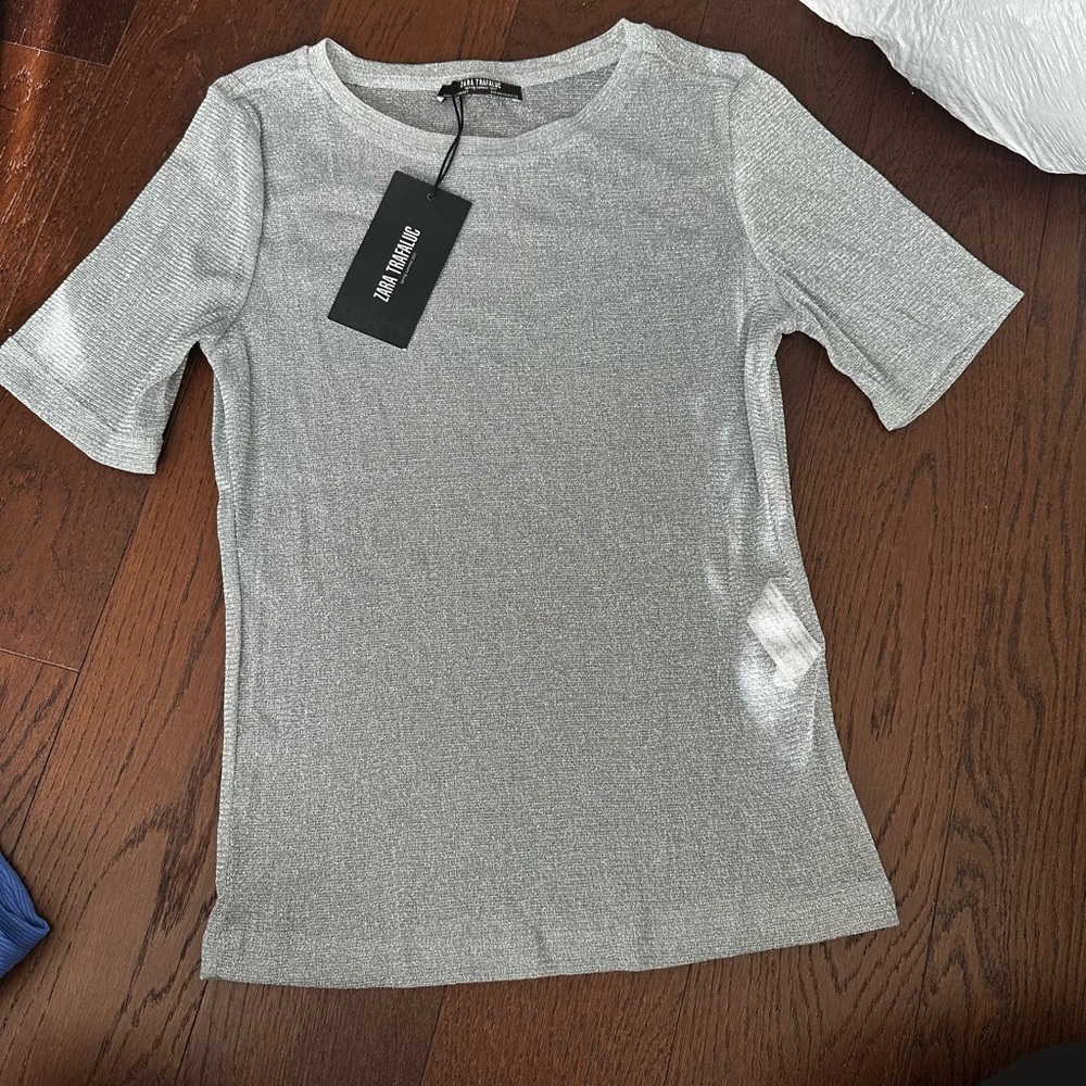 2 mesh tops